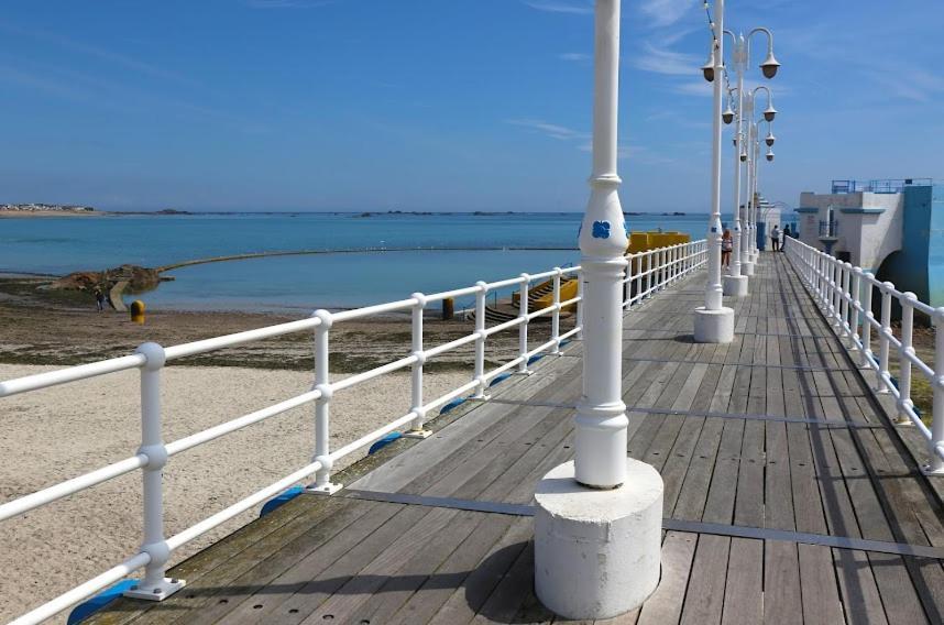 Runnymede Court Hotel Saint Helier Ngoại thất bức ảnh