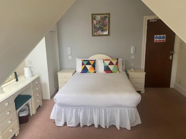 Runnymede Court Hotel Saint Helier Ngoại thất bức ảnh