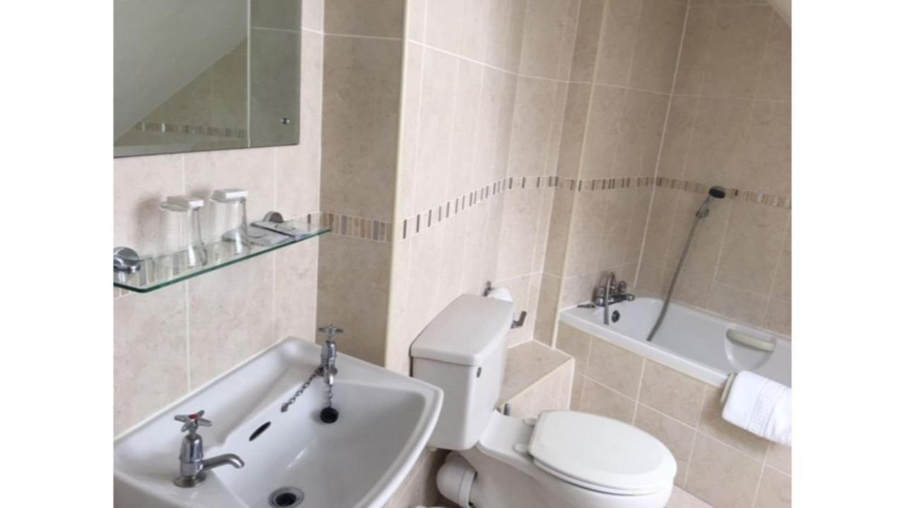 Runnymede Court Hotel Saint Helier Ngoại thất bức ảnh